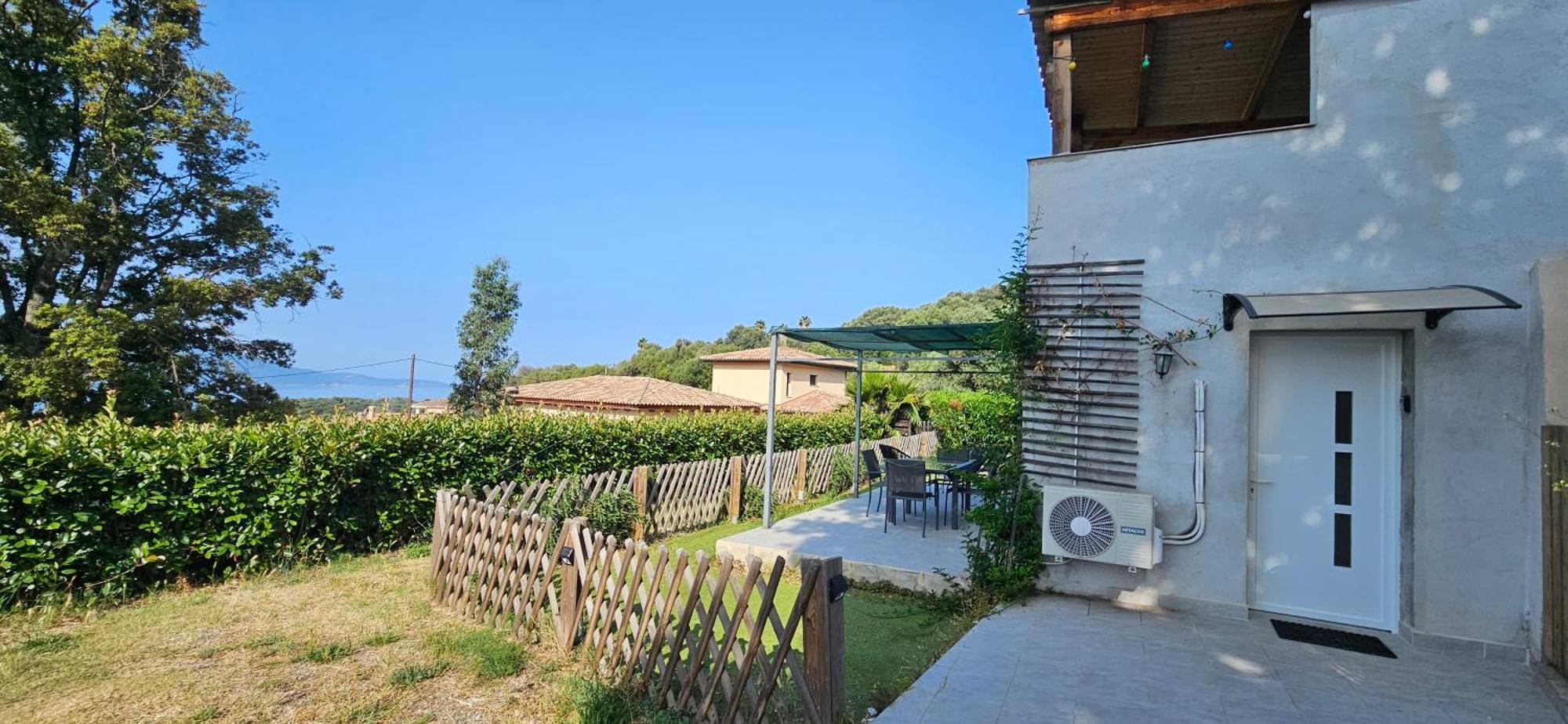 Mini T2 Climatisee, Vue Mer, Cosy & Moderne